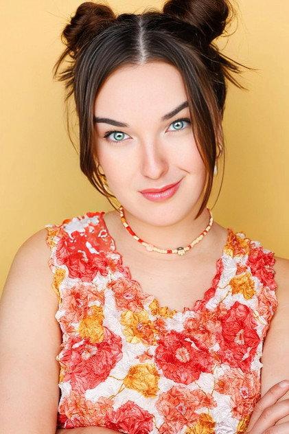 Julia Stier - Actor Profile Photo