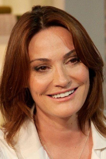 Sarah Parish - Actor Profile Photo