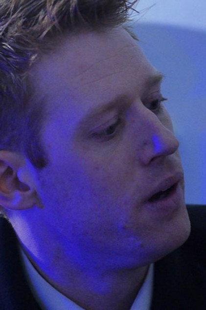 Daniel Lovett - Actor Profile Photo
