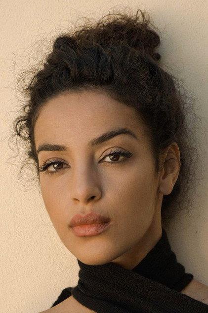 Soraya Azzabi - Actor Profile Photo