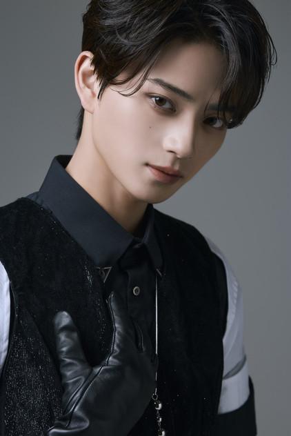 Yoji Iwase - Actor Profile Photo