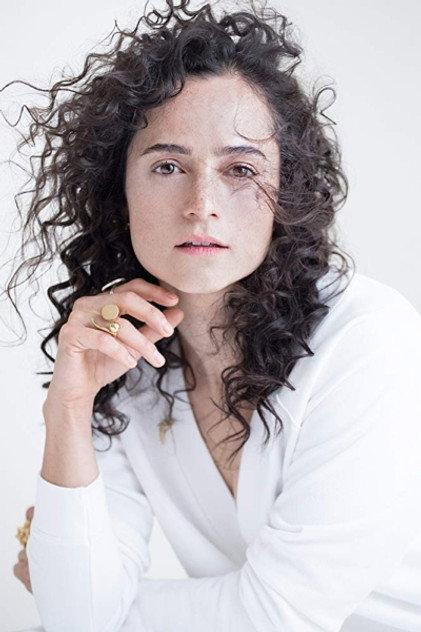 Damayanti Quintanar - Actor Profile Photo