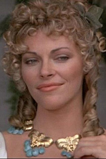 Leigh Hamilton - Actor Profile Photo