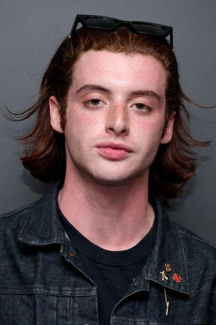 Thomas Barbusca - Actor Profile Photo