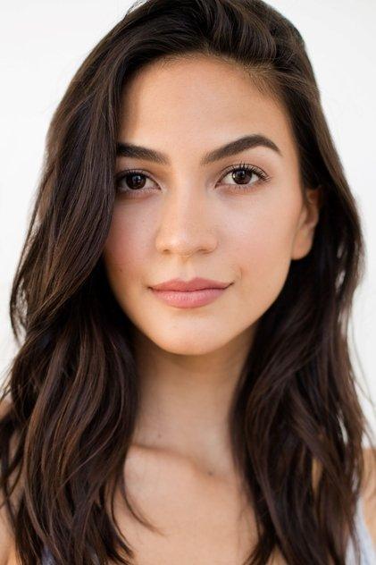 Natalee Linez - Actor Profile Photo