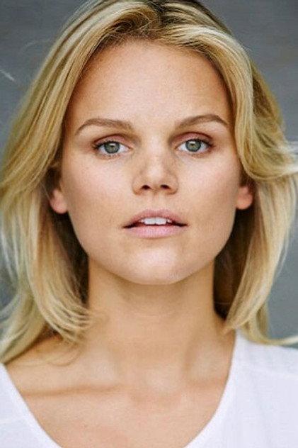 Sina J. Henrie - Actor Profile Photo