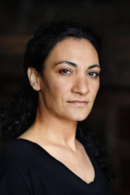 Alev Irmak - Actor Profile Photo