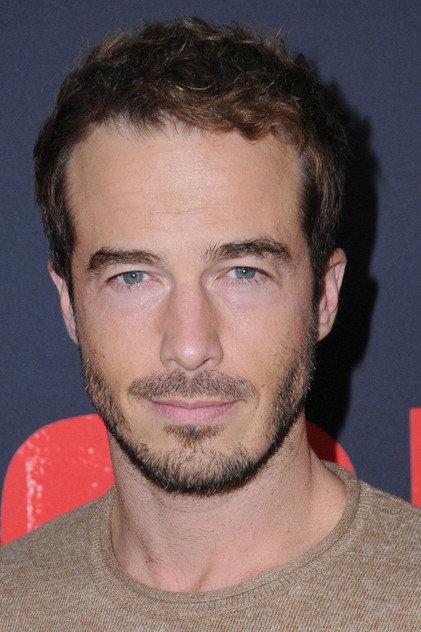 Ryan Carnes - Actor Profile Photo