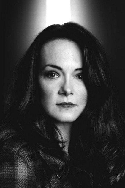 Tara Ochs - Actor Profile Photo
