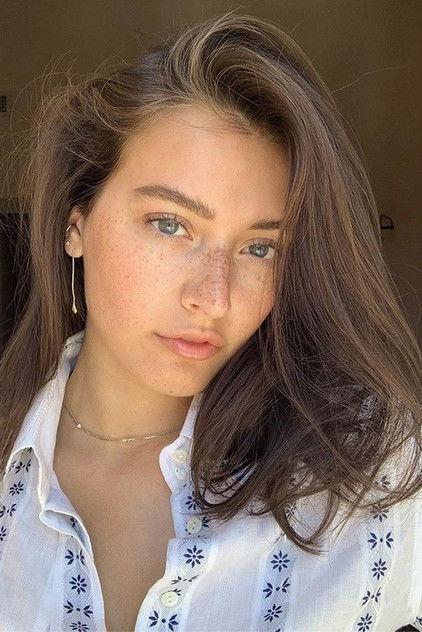 Jessica Clements - Actor Profile Photo
