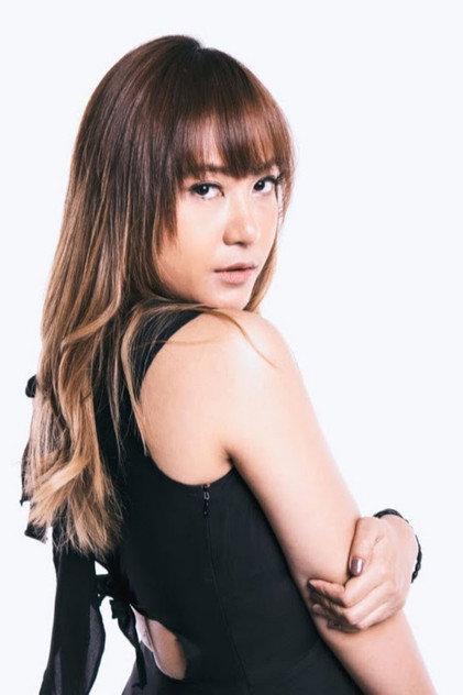 Ayu Ratna - Actor Profile Photo
