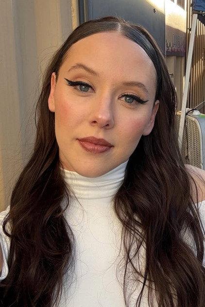 Justine Lutz - Actor Profile Photo