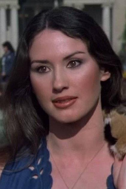 Lina Raymond - Actor Profile Photo