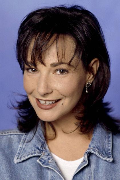 Leila Kenzle - Actor Profile Photo