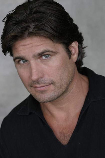 Kevin Stapleton - Actor Profile Photo