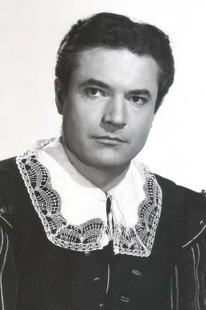 Whitfield Connor - Actor Profile Photo