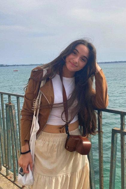 CLARISSA ALOISIO - Actor Profile Photo