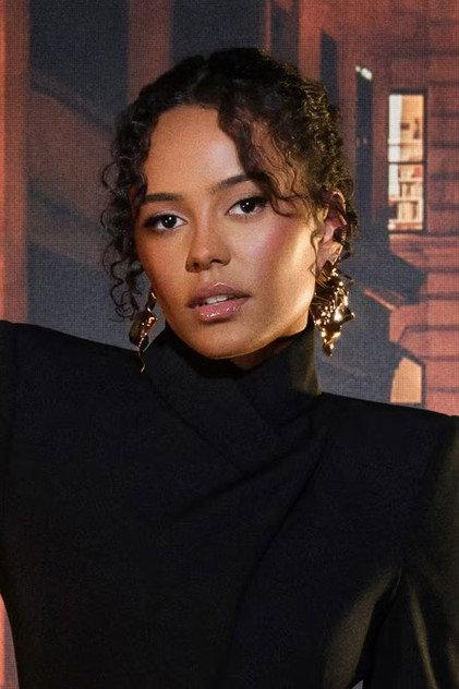 Ava Dash - Actor Profile Photo