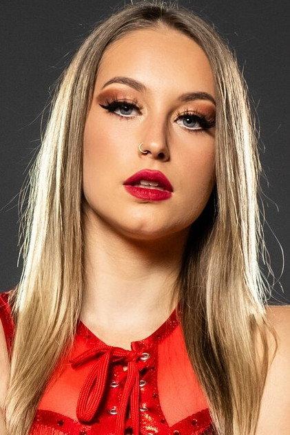 Mila Smidt - Actor Profile Photo