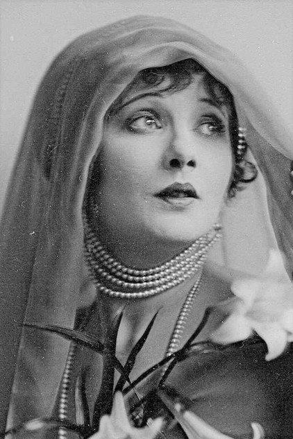 Betty Bouton - Actor Profile Photo