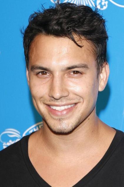 Gustavo Carr - Actor Profile Photo