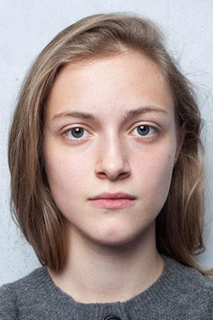 Alexandra Bustryzhickaya - Actor Profile Photo