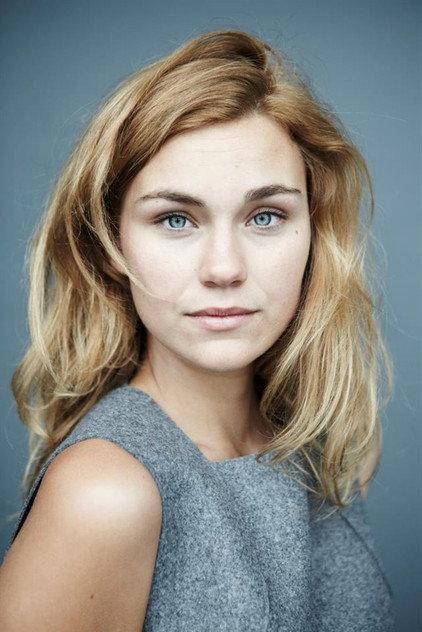 Margot Luciarte - Actor Profile Photo
