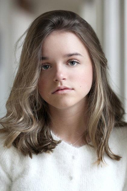 Rose Choinière - Actor Profile Photo