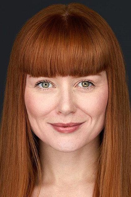 Holly Cinnamon - Actor Profile Photo