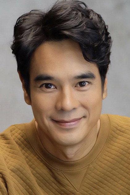Amarin Nitipon - Actor Profile Photo
