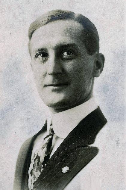 William V. Mong - Actor Profile Photo
