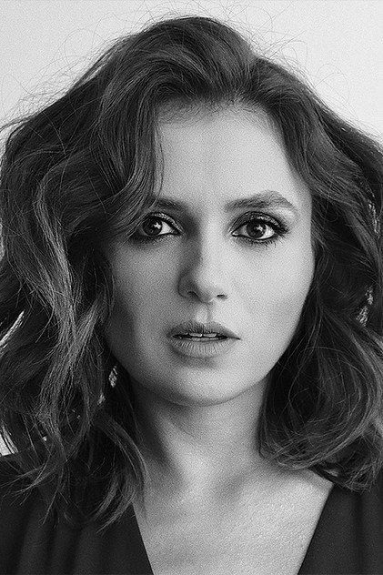 Monica Iozzi - Actor Profile Photo