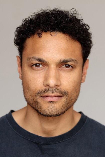 Steven Sowah - Actor Profile Photo