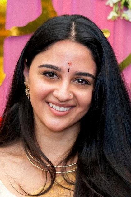 Iman Esmail - Actor Profile Photo