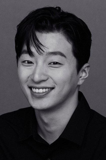 Jung Yong-ju - Actor Profile Photo