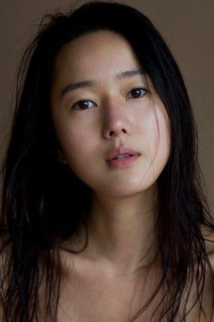Yoon Jin-seo - Actor Profile Photo