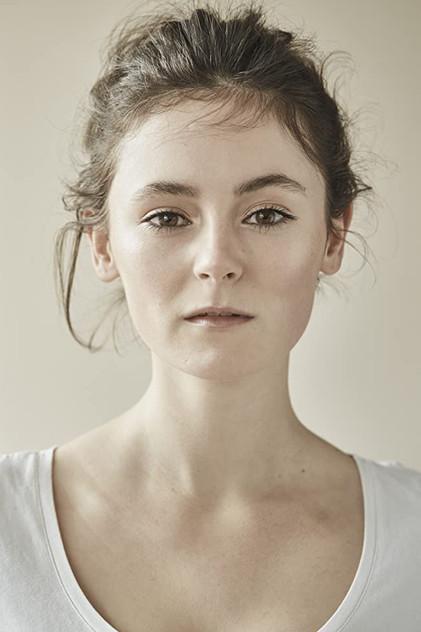 Lea van Acken - Actor Profile Photo