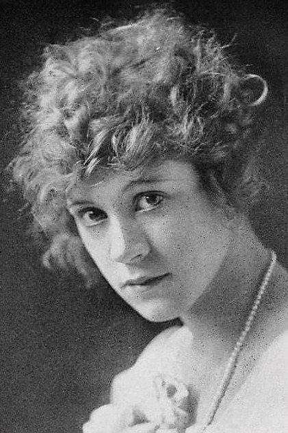 Helene Rosson - Actor Profile Photo