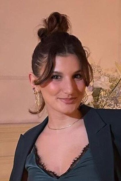 Angela Jakaj - Actor Profile Photo