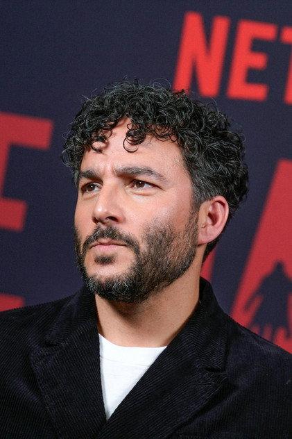 Ennis Esmer - Actor Profile Photo