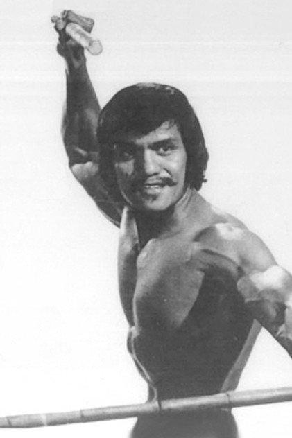 Roland Dantes - Actor Profile Photo