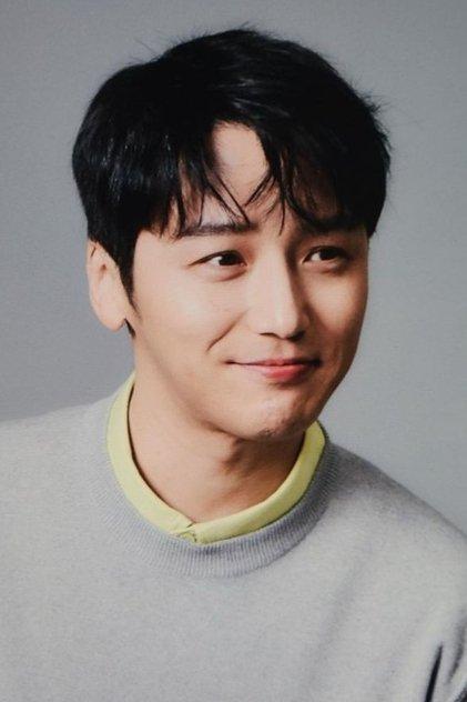 Byun Yo-han - Actor Profile Photo