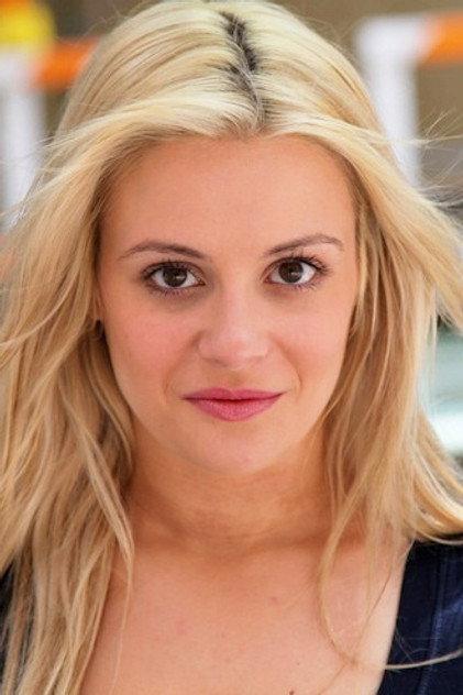 Christina Jacquelyn Calph - Actor Profile Photo