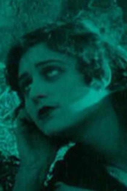 Clementina Gay - Actor Profile Photo