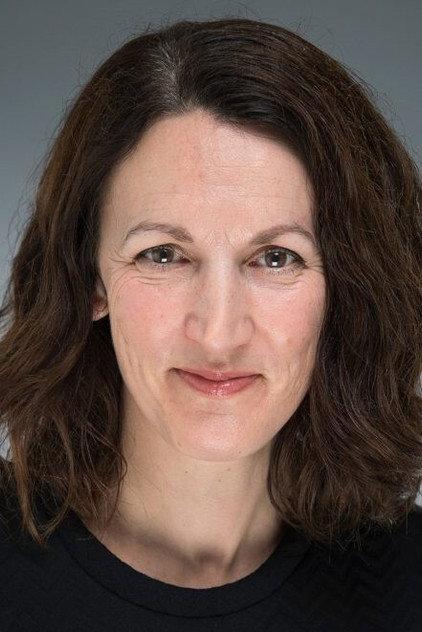 Kate Russell-Smith - Actor Profile Photo