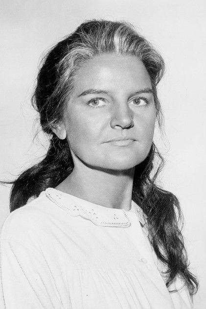 Vivian Nathan - Actor Profile Photo