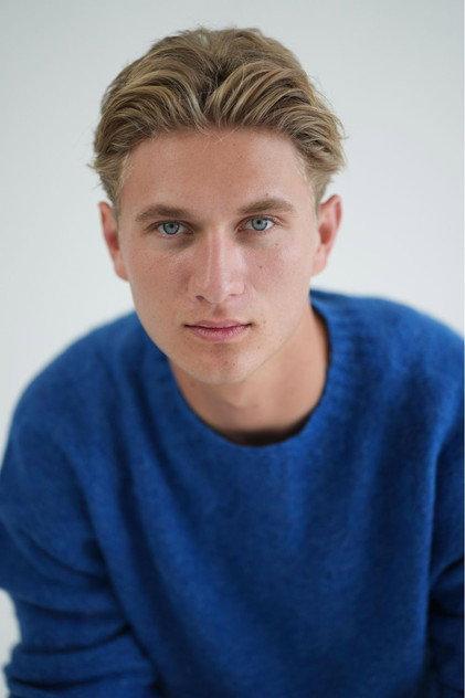 Thomas Kuc - Actor Profile Photo