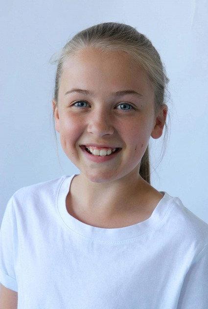 Ninni Spone - Actor Profile Photo