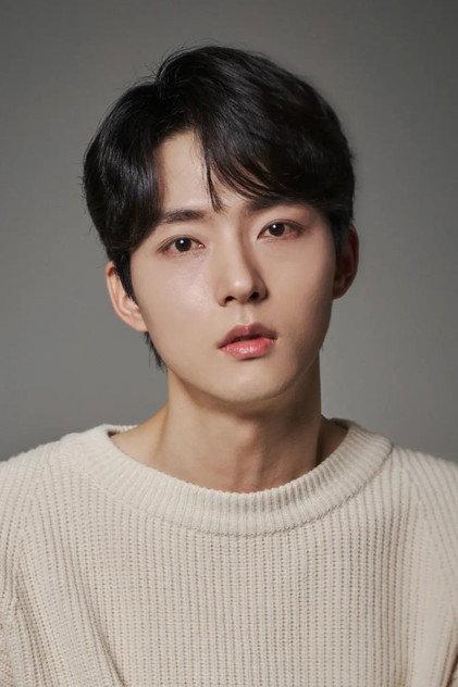 Park Sung-woo - Actor Profile Photo