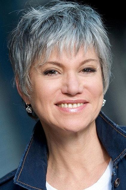 Évelyne - Actor Profile Photo